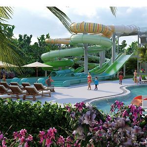 Maris Grand Resort